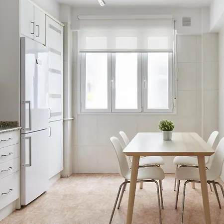 Always Easy I Larroca